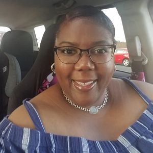 Meet your Posher, Lynnette